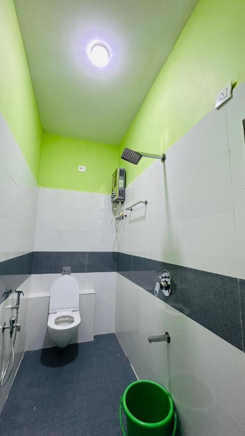 Supritha Homestay Hampi Buitenkant foto